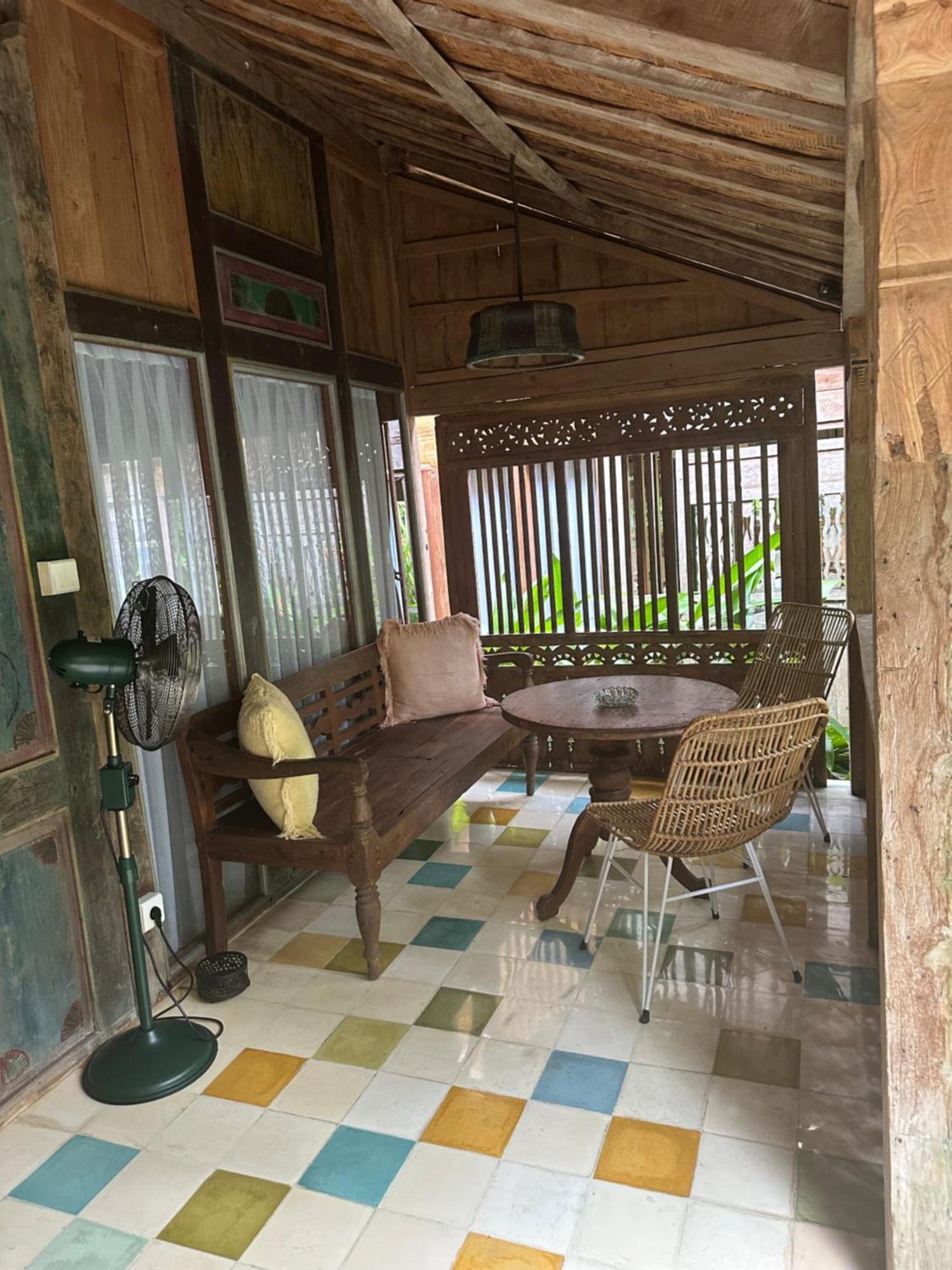 Umakayu Joglo Villa Canggu - Boutique Hotel Buitenkant foto