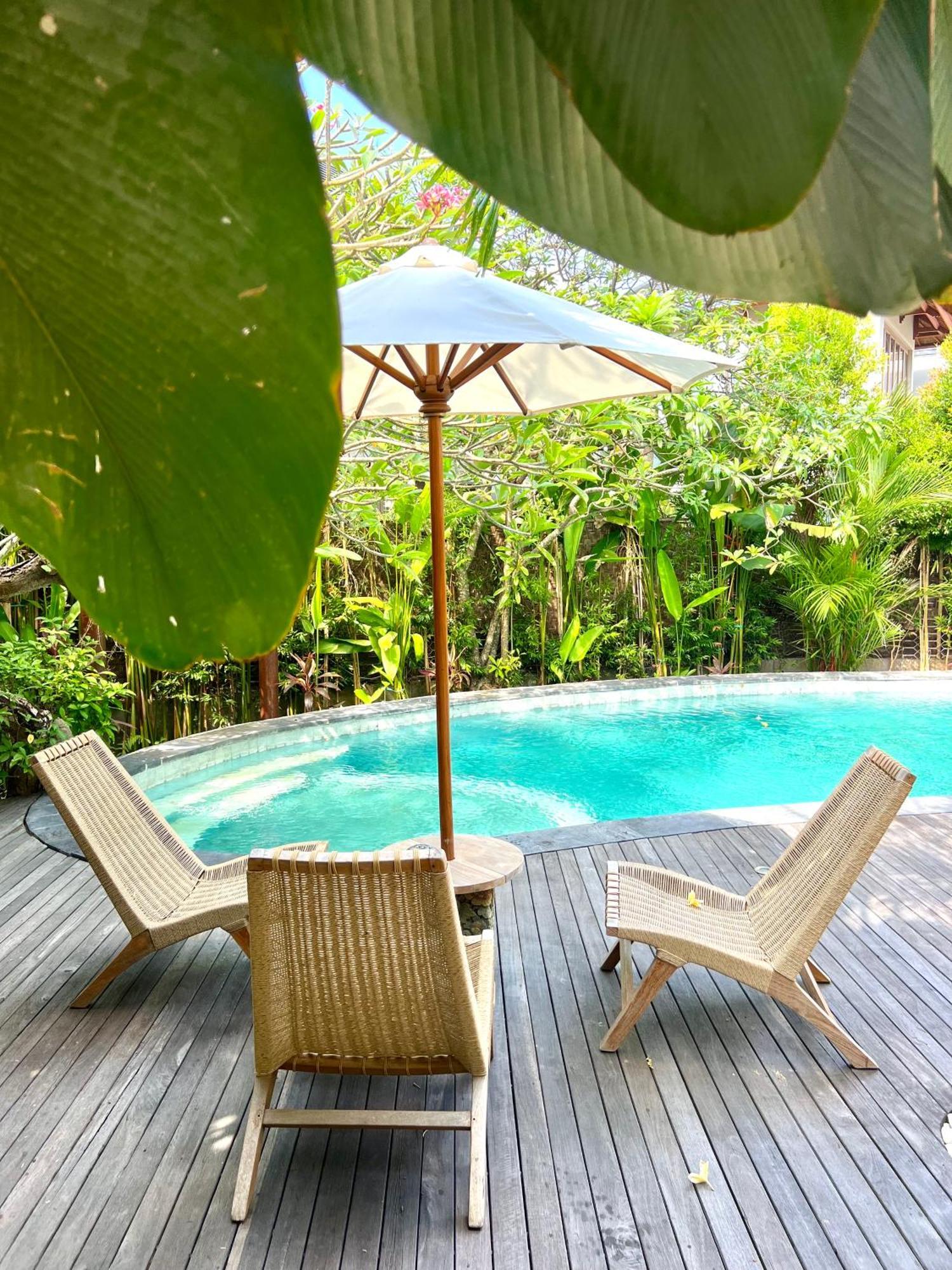 Umakayu Joglo Villa Canggu - Boutique Hotel Buitenkant foto
