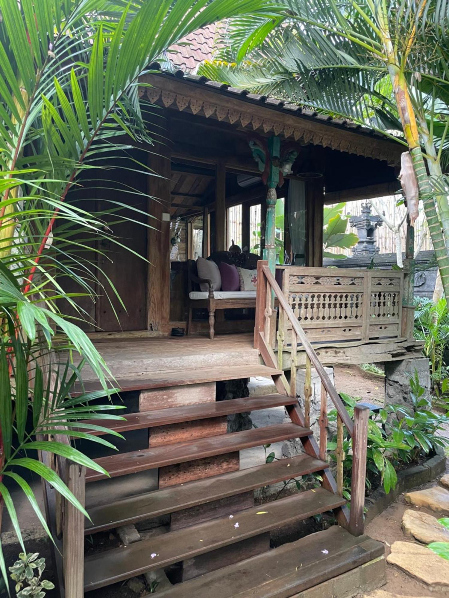 Umakayu Joglo Villa Canggu - Boutique Hotel Buitenkant foto