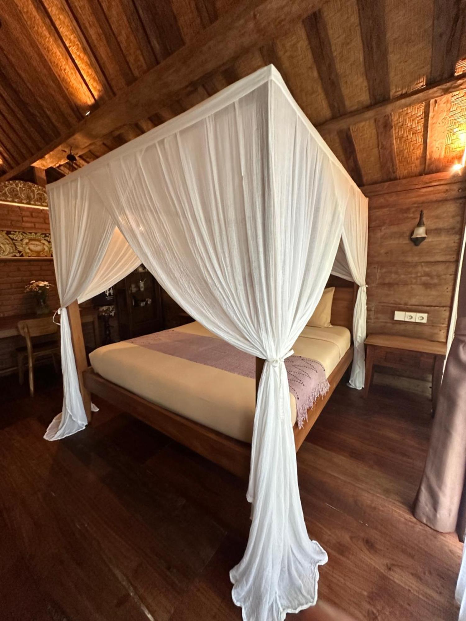 Umakayu Joglo Villa Canggu - Boutique Hotel Buitenkant foto