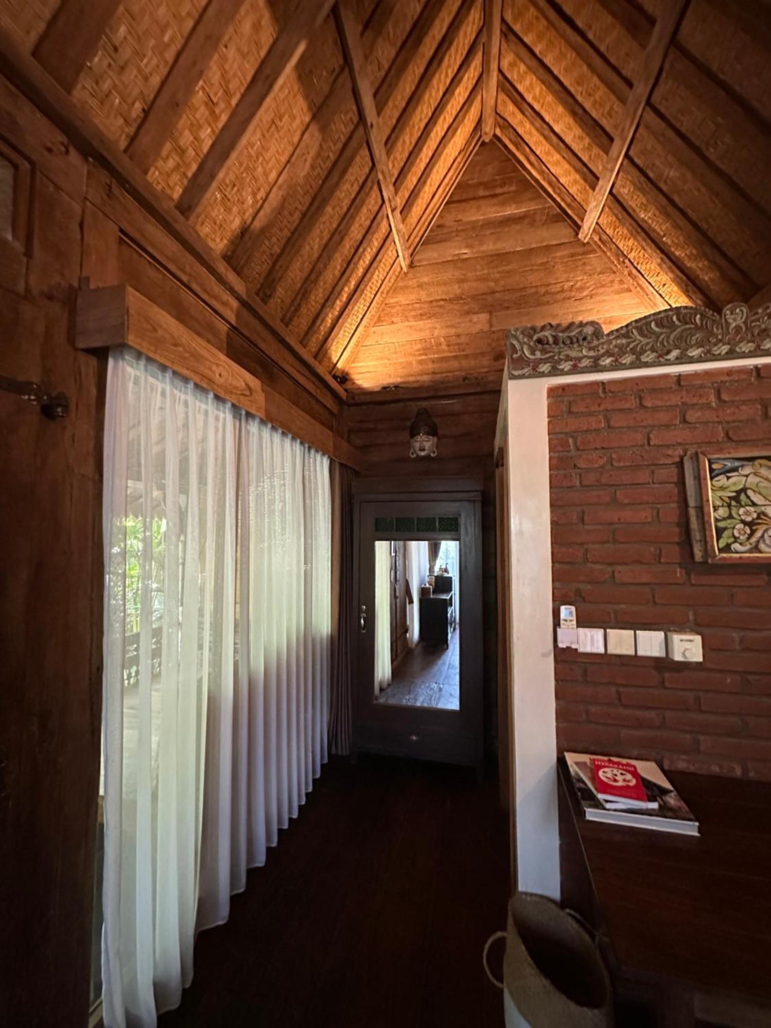 Umakayu Joglo Villa Canggu - Boutique Hotel Buitenkant foto
