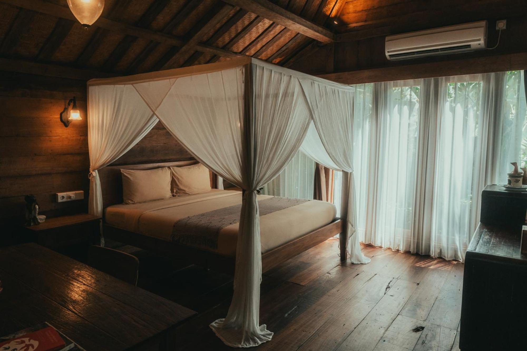 Umakayu Joglo Villa Canggu - Boutique Hotel Buitenkant foto