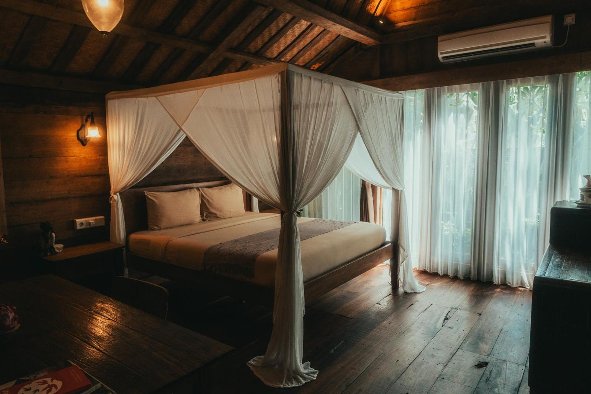 Umakayu Joglo Villa Canggu - Boutique Hotel Buitenkant foto