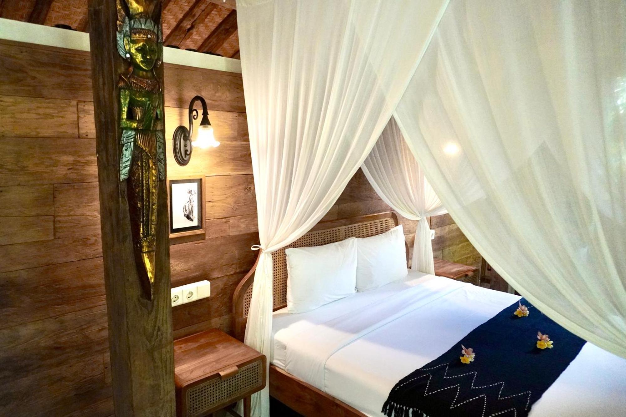 Umakayu Joglo Villa Canggu - Boutique Hotel Buitenkant foto