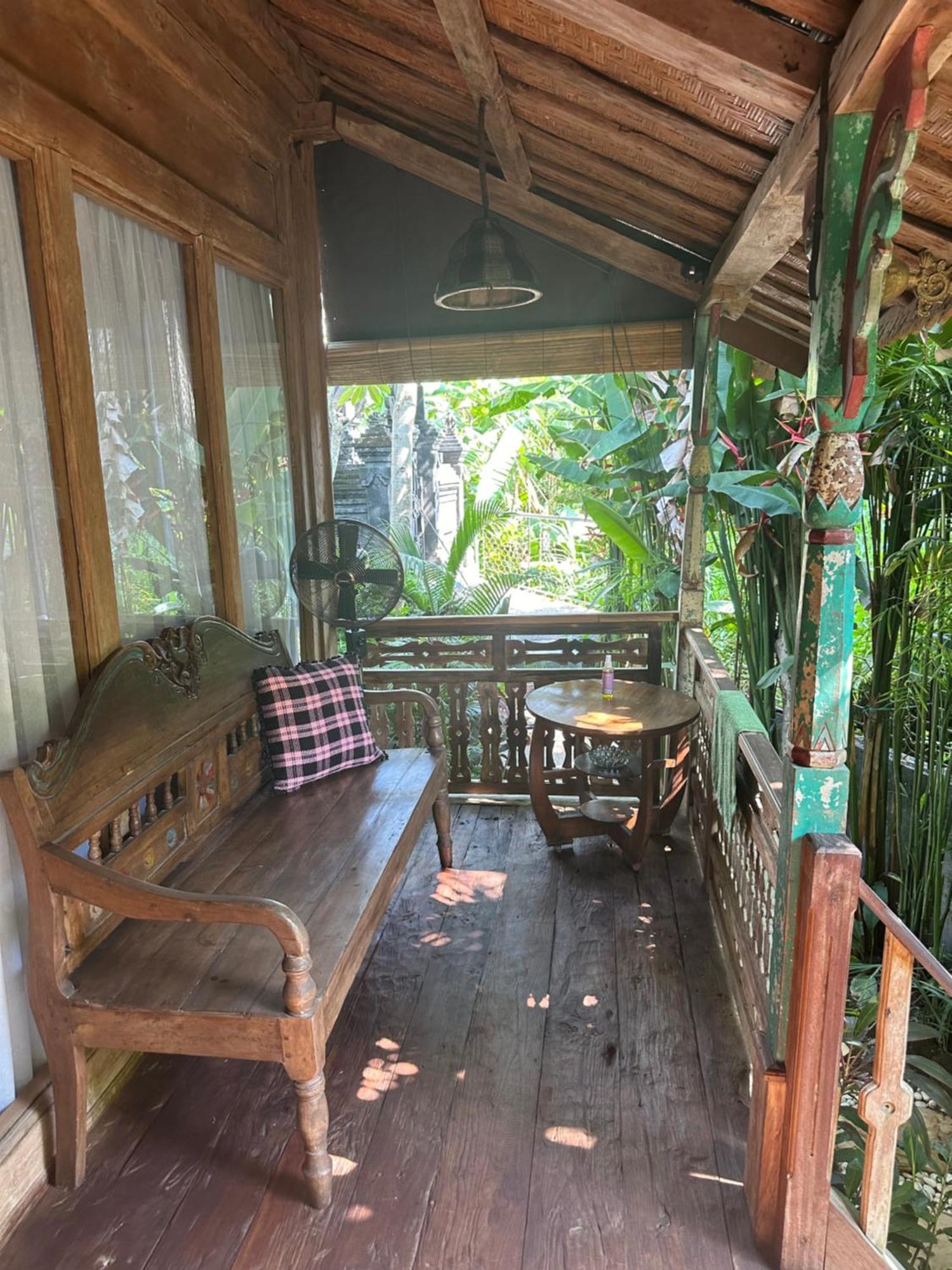 Umakayu Joglo Villa Canggu - Boutique Hotel Buitenkant foto