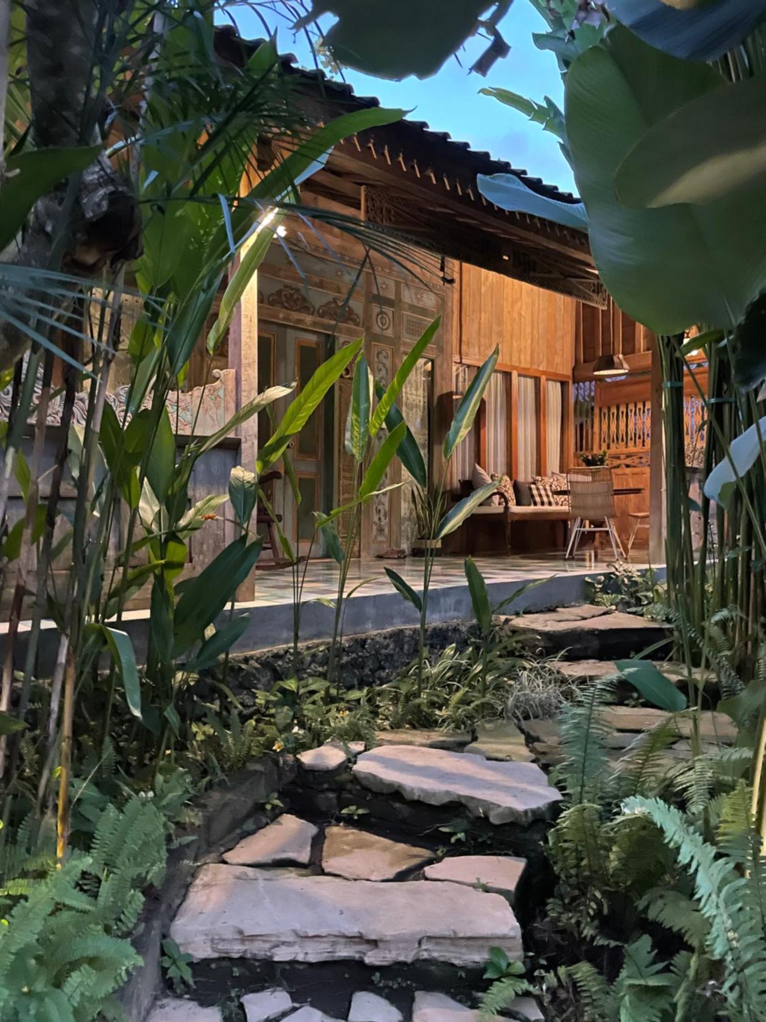 Umakayu Joglo Villa Canggu - Boutique Hotel Buitenkant foto