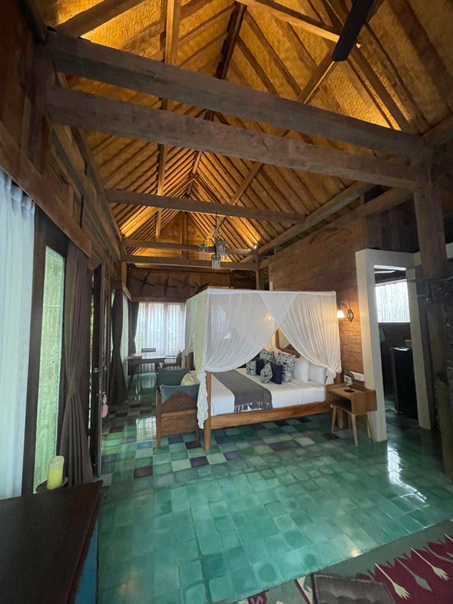Umakayu Joglo Villa Canggu - Boutique Hotel Buitenkant foto