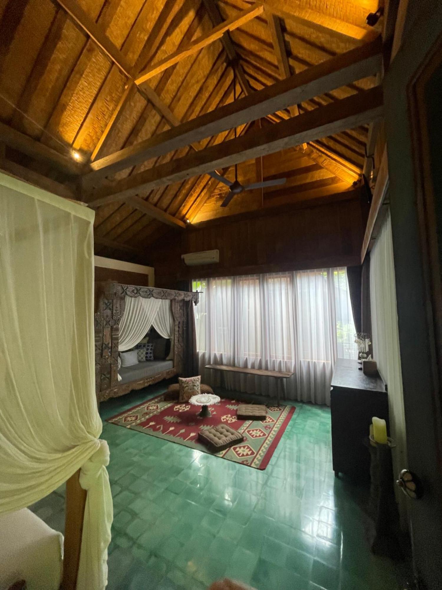 Umakayu Joglo Villa Canggu - Boutique Hotel Buitenkant foto