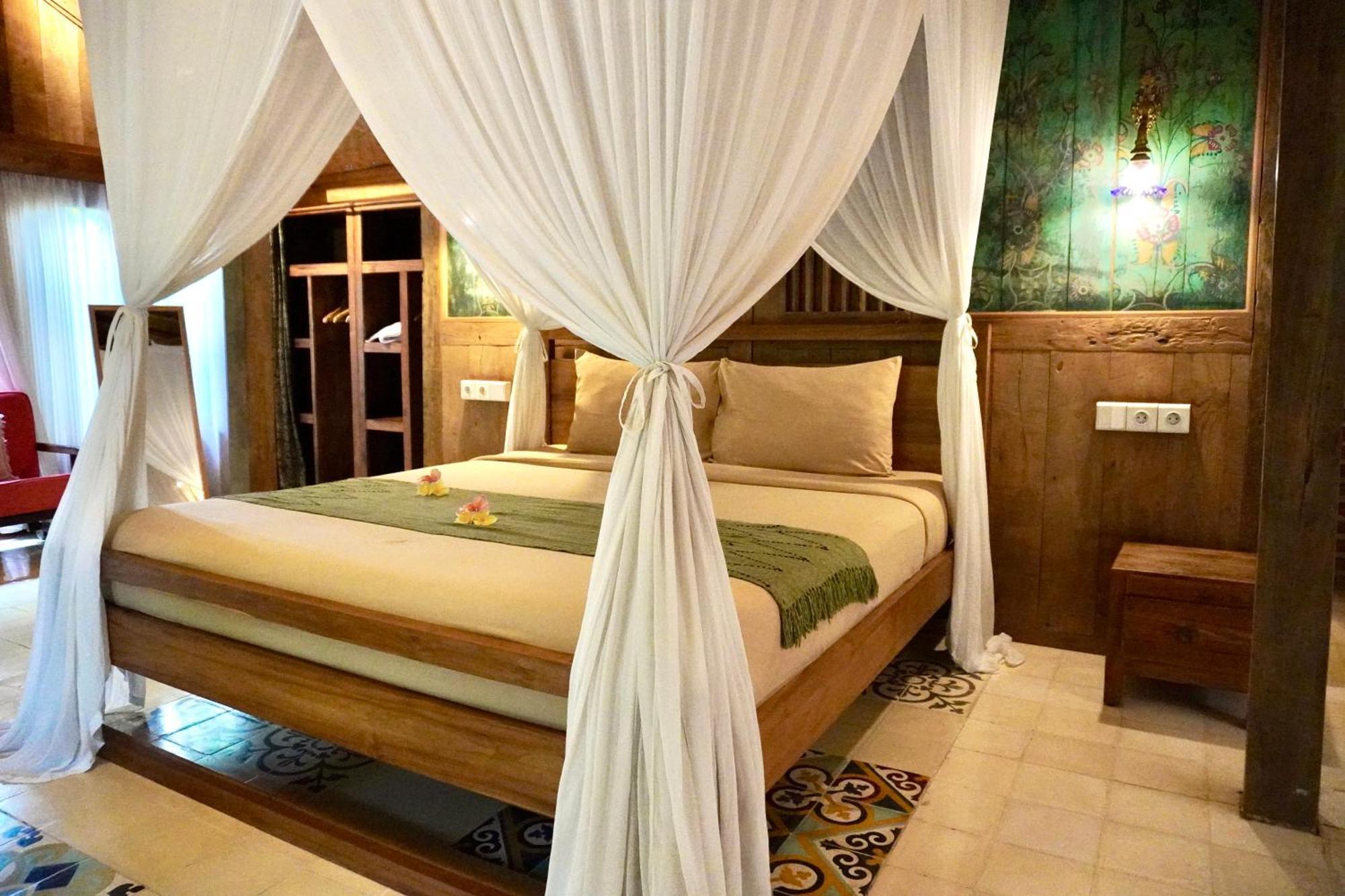 Umakayu Joglo Villa Canggu - Boutique Hotel Buitenkant foto