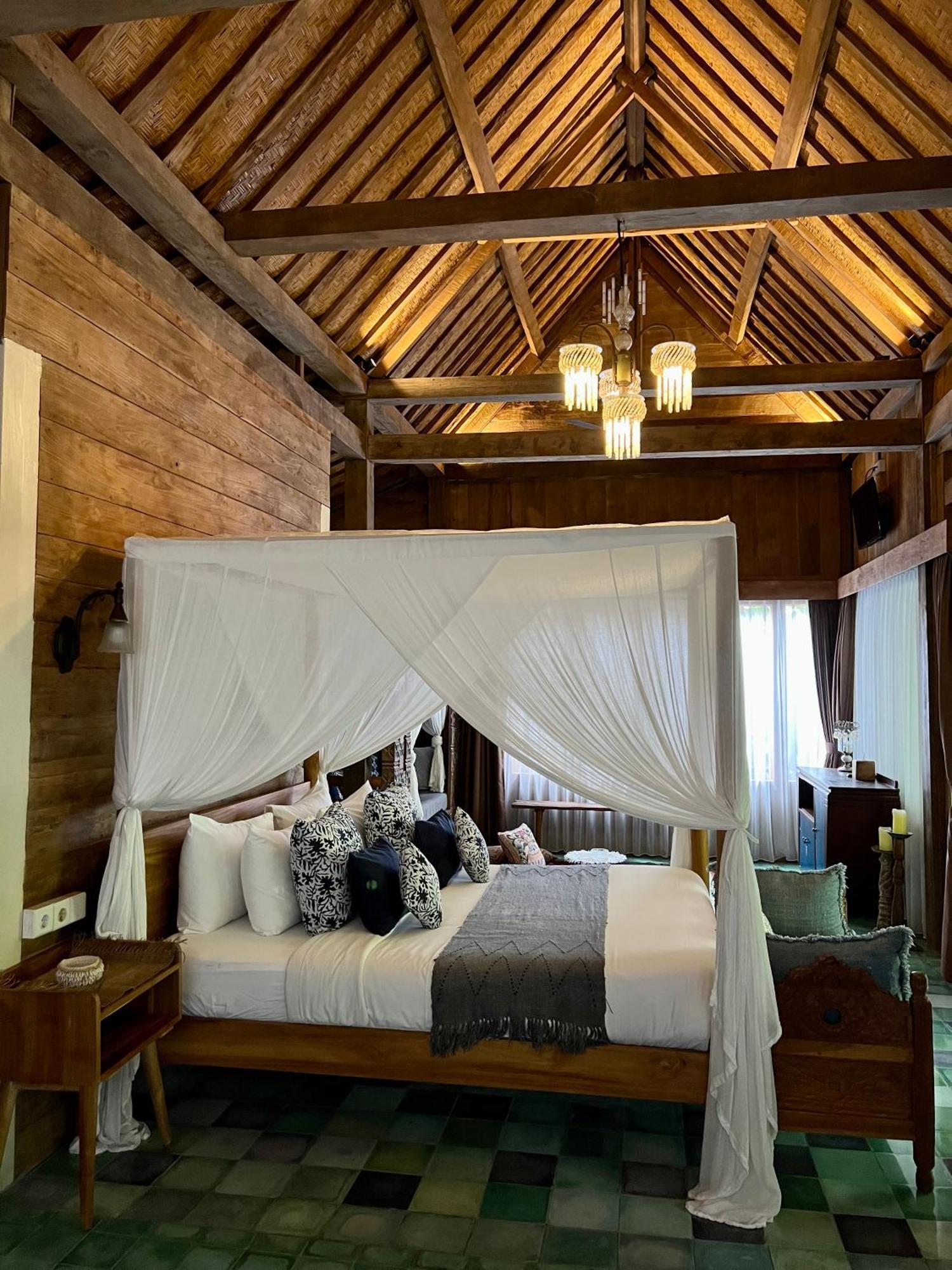 Umakayu Joglo Villa Canggu - Boutique Hotel Buitenkant foto