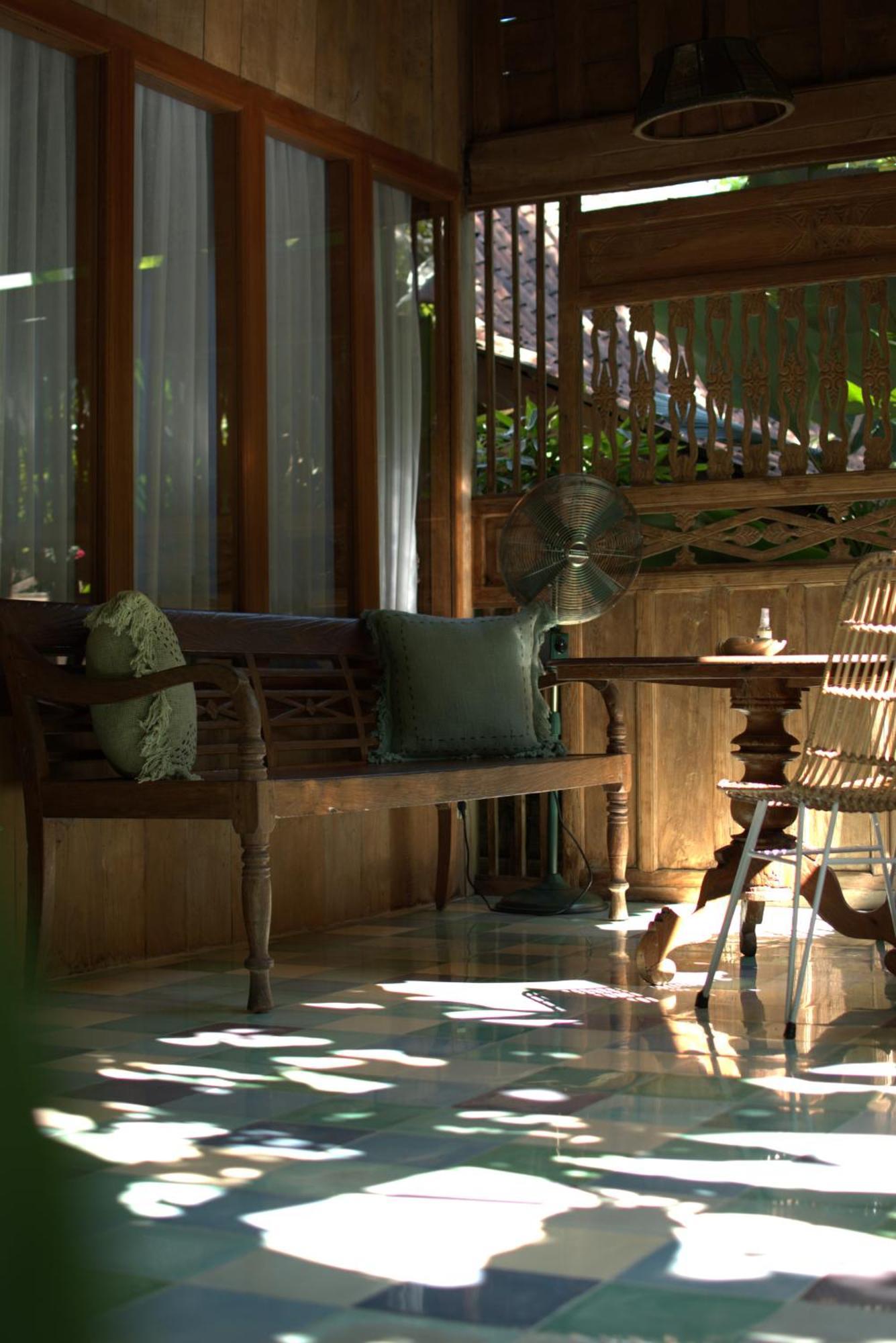Umakayu Joglo Villa Canggu - Boutique Hotel Buitenkant foto
